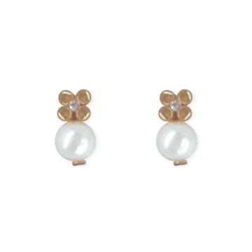 Floral Shape pearl & Gold Earrings