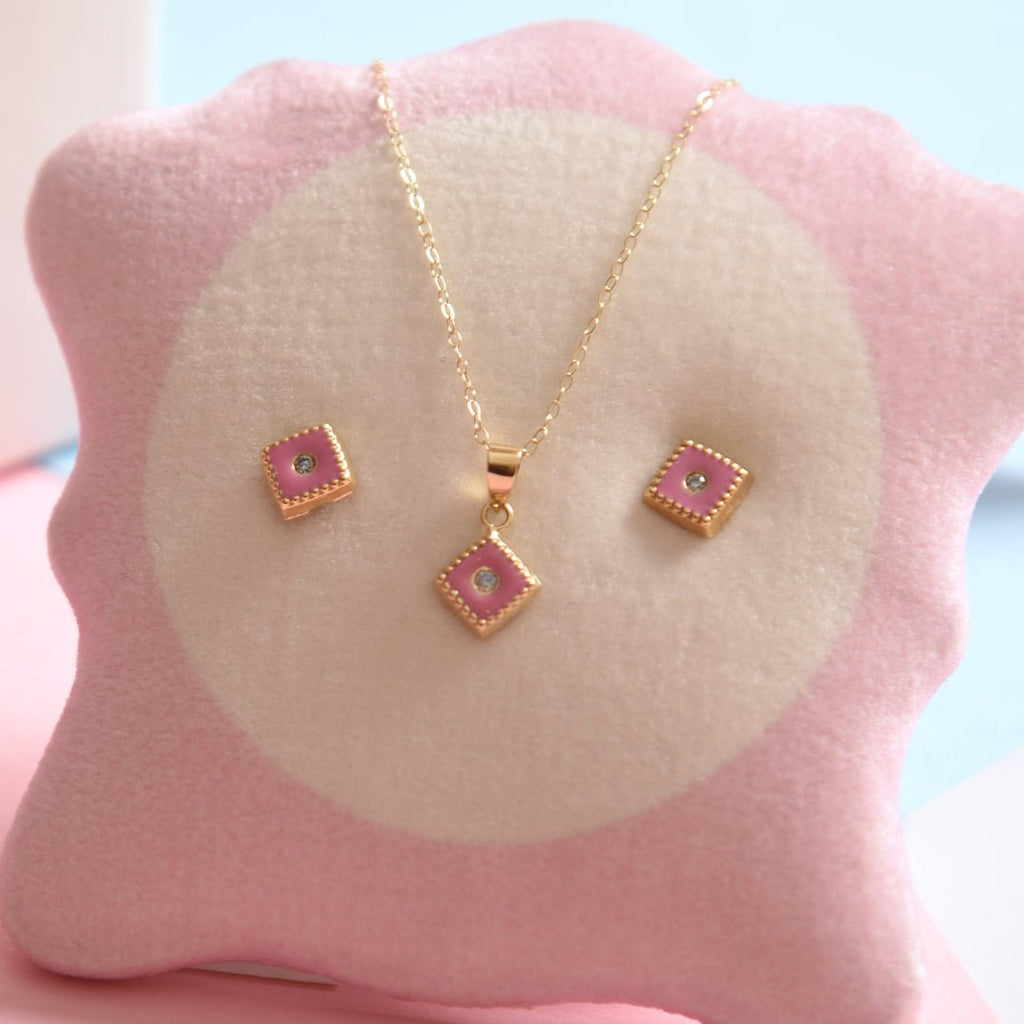 Diamond Shape Gold Earrings - baby-jewels
